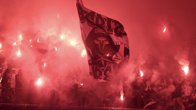 Les fans du PSG au Parc des Princes pour célébrer le titre en Ligue des Champions.