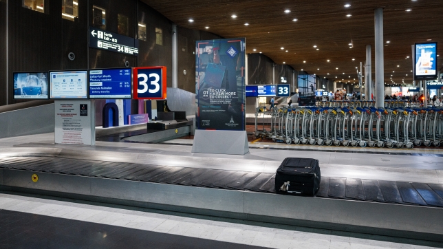 Cette photographie prise le 3 juillet 2024 montre le hall des arrivées du terminal 2E de l’aéroport Roissy-Charles de Gaulle.