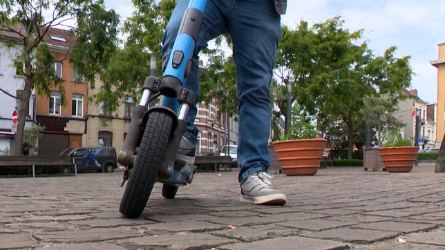 SUIVI GANSHOREN.00_02_32_03.Still001.jpg