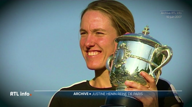 C'était le 10 juin 2007, Justine Henin remportait la finale dames de Roland Garros. Elle avait ensuite participé à une séance photos devant l'Arc de Triomphe, à Paris.