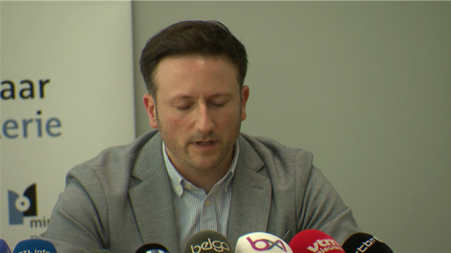 Lundi dernier, Fabian, 11 ans, a été percuté par un véhicule de police dans le parc Elisabeth. L’homme qui conduisait a été entendu. Le parquet donne une conférence de presse ce mercredi matin.