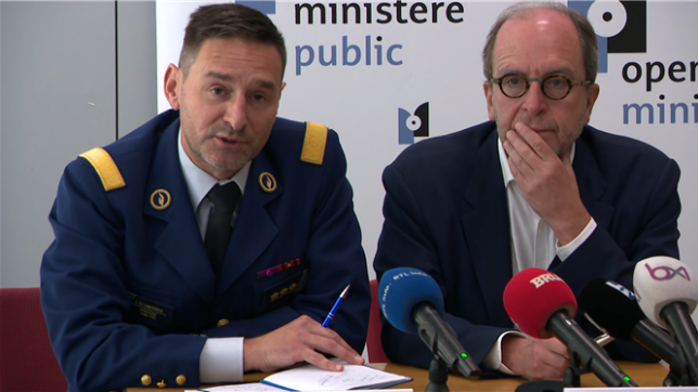 Dix-neuf personnes ont été arrêtées administrativement et quatre personnes judiciairement lors de l'opération de police menée mercredi dans le quartier du Peterbos à Anderlecht, a annoncé jeudi le chef de corps de la police locale de Bruxelles Midi Jurgen De Landsheer.