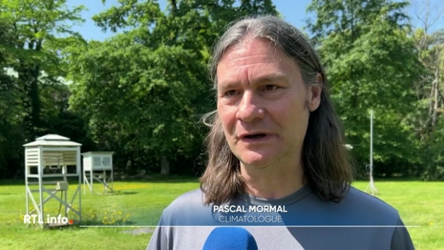 Il fait chaud ce jeudi et il va faire très chaud pendant trois jours sur l'ensemble du pays, avec un thermomètre qui va flirter avec les 30 degrés. Nous avons pris près de 10 degrés en deux jours. Un phénomène qui se répète au fil des années mais comment l'expliquer ?