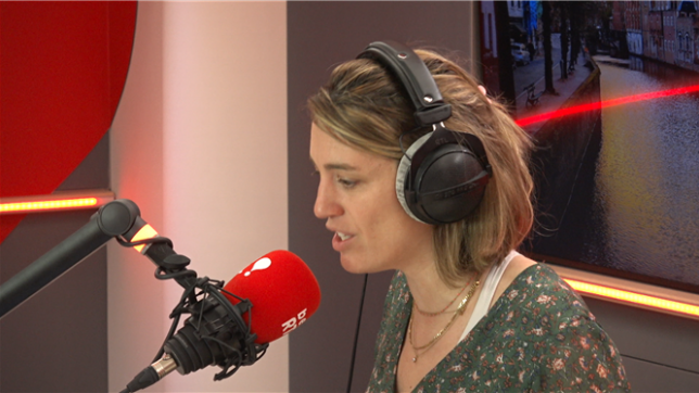 Dans de nombreuses grandes villes du sud, les habitants manifestent contre le surtourisme qui a des conséquences parfois dramatiques pour eux.