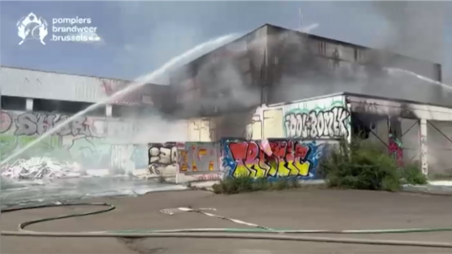 Impressionnant incendie à Anderlecht ce vendredi après-midi