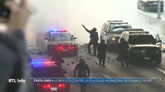 5 mois après son retour au pouvoir, Donald Trump s'offre une rare parade militaire à Washington, le jour de ses 79 ans. Une démonstration de force au moment où des milliers de soldats interviennent sous ses ordres dans les rues de Los Angeles pour réprimer des manifestants anti-expulsions.