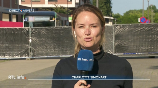 On retrouve en direct Charlotte Simonart pour commenter l'attaque au couteau à bord d'un bus à Anvers qui a fait un mort.