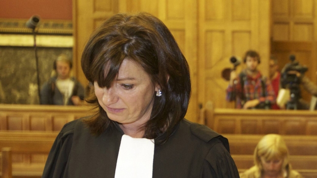 Le parquet de Flandre orientale a indiqué qu’une correspondance ADN reliait le suspect aux faits.