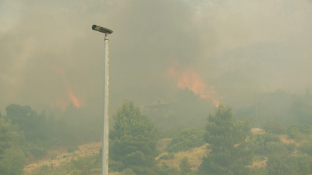 De nombreux touristes et habitants ont dû être évacués.