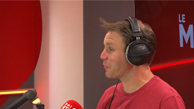 Huit étudiants sur dix travailleront cet été pour gagner un peu d'argent. On les croisera à la boulangerie, à la terrasse d'un resto ou encore dans les rayons d'un supermarché. Mais un job étudiant ce n'est pas seulement gagner un peu d'argent, c'est aussi se frotter pour la première fois au monde du travail. D'où cette question posée à Louvain-La-Neuve : et vous, quel était votre job étudiant?