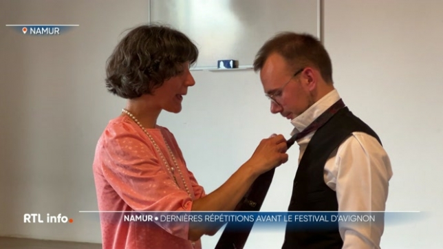 La troupe s'appelle Imaginez, elle est composée de 6 comédiens qui vont se relayer pendant les 3 semaines de festival. Quant à la pièce, il s'agit d'un vaudeville à la Belge, 1-2-3 sommeil; un vaudeville teinté d'humour absurde, de répliques cinglantes sur fond de divorce et d'hypnose.