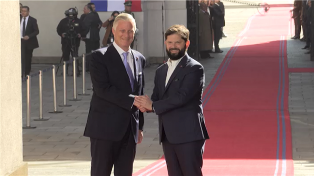 Le roi et la reine des Belges rencontrent le président chilien Gabriel Boric.