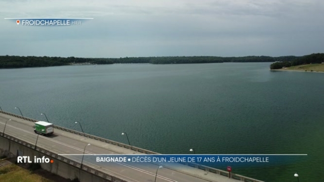 Le domaine des Lacs de l'Eau d'Heure a signalé jeudi matin sur sa page Facebook le décès d'un jeune homme mercredi soir par noyade sur le site de la Plate Taille à Froidchapelle, confirmant une information publiée par plusieurs médias locaux.