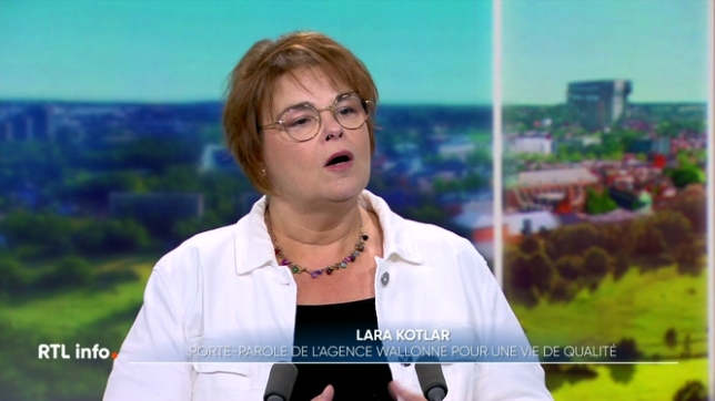 Invitée du RTL info 13h, Lara Kotlar prodigue de précisions conseils afin de supporter la chaleur et les pics d'ozone, des températures supérieures à 30 degrés sont annoncées pour la semaine prochaine. Hydratation, nourriture, intoxication alimentaire, des thèmes abordés par notre invitée.