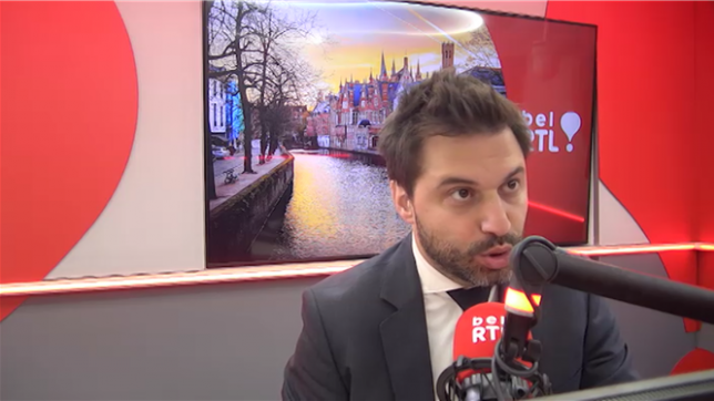 Le PS est devenu le parti de la sieste: Georges-Louis Bouchez pas tendre face au comportement des socialistes autour de la réforme du chômage.