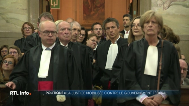 Les magistrats se sont réunis ce matin au palais de justice de Bruxelles, pour dénoncer le sous-financement de la justice et la dégradation des institutions judiciaires qui n'arrivent plus à faire leur travail correctement. Ils estiment que l'heure est grave.