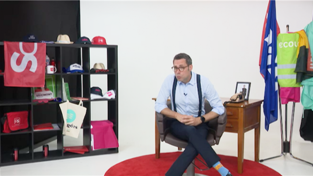 Dans l’actualité politique de cette semaine, les nouvelles déclarations séparatistes de Bart de Wever pourtant premier ministre, le retour manqué du Roi depuis le Chili à cause d’un pneu crevé, et Georges-Louis Bouchez qui annonce son arrivée à l’armée…