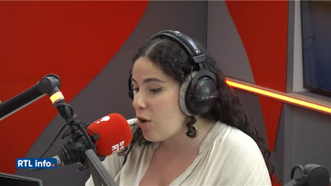 Ce lundi, la chaleur va s’accentuer avec des maxima de 31 à 34 degrés dans la plupart des régions, mais proches de 27 ou 28 degrés en bord de mer. Tout le pays est en alerte jaune, sauf au littoral. Et le thermomètre va continuer de grimper. Mardi, l’IRM prévoit une alerte orange sur une grande partie du pays. Le pic est attendu mercredi avec un mercure jusqu’à 38 degrés.