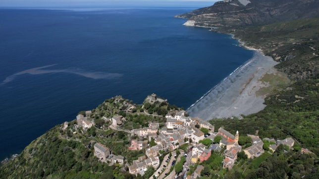 La mer Méditerranée en Corse.