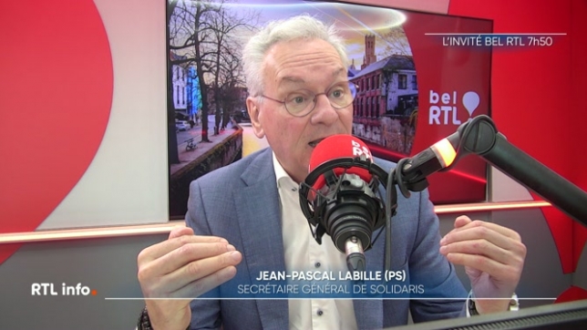 Invité de 7h50 sur bel RTL, le secrétaire général de la mutualité Solidaris est revenu sur l'appel à la grève des médecins généralistes pour le 7 juillet. Ces derniers dénoncent le plafonnement des honoraires proposés par le ministre de la Santé.