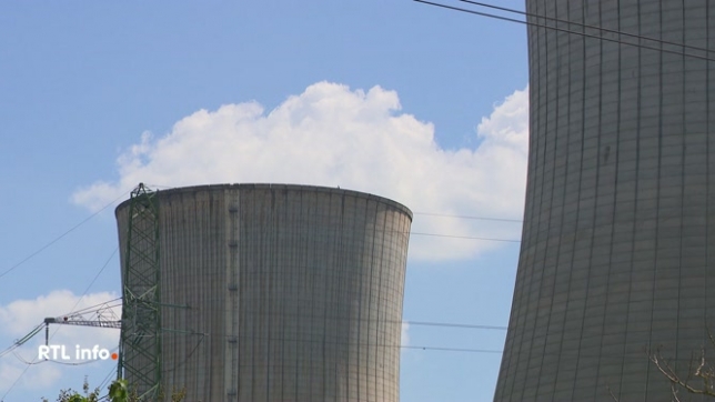 L'Agence fédérale de contrôle nucléaire (AFCN) a donné son feu vert au redémarrage, dans les prochains jours, du réacteur nucléaire Tihange 3. Un réacteur qui avait été mis à l'arrêt pour entretien il y a 3 mois, dans le but de pouvoir poursuivre son exploitation jusqu'en 2035.