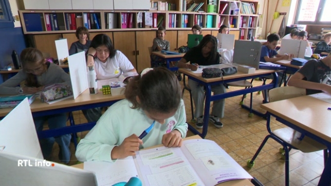 Les règles de réussite des épreuves externes en 6ème primaire, en 2ème secondaire et en fin de secondaire, vont être modifiées. En juin 2027, il devra toujours obtenir 50% dans les trois matières mais avoir, en plus, une moyenne générale de 60%.