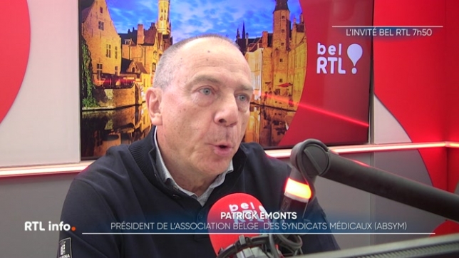 Invité de Christophe Deborsu dans bel RTL Matin, le président de l'ABSyM Patrick Emonts explique que le matériel médical a un certain coût, un prix à payer pour garantir des soins de qualité en Belgique, alors que les revenus du personnel médical ont baissé. Explications.