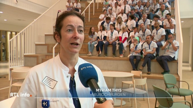 Médecins généralistes, dentistes ou encore infirmiers, tous protestent contre la réforme du ministre fédéral de la Santé Frank Vandenbroucke. Conséquences aujourd'hui: des rendez-vous ont été annulés, des cabinets sont fermés. Dans certains hôpitaux, la majorité des consultations sont reportées.