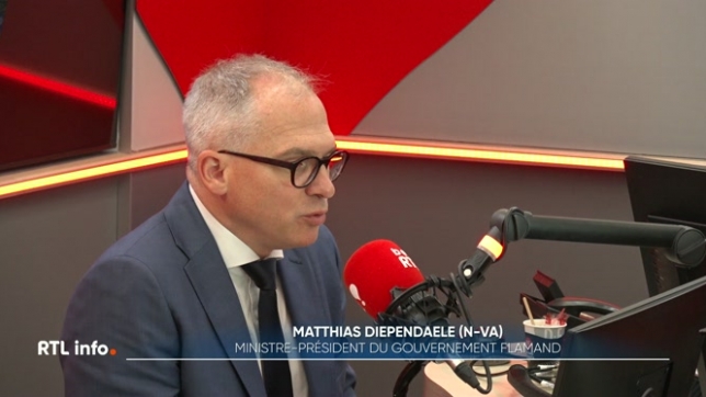 Invité de 7h50 sur bel RTL, le ministre-président flamand Matthias Diependaele a déclaré souhaiter la suppression du principe des communes à facilités, créé il y a plus de 60 ans.