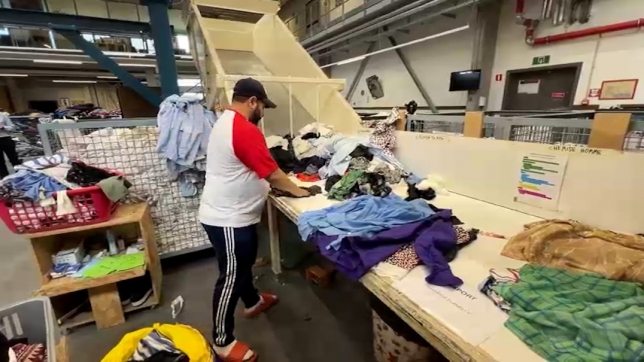 Le centre de tri des Petits Riens à Anderlecht.