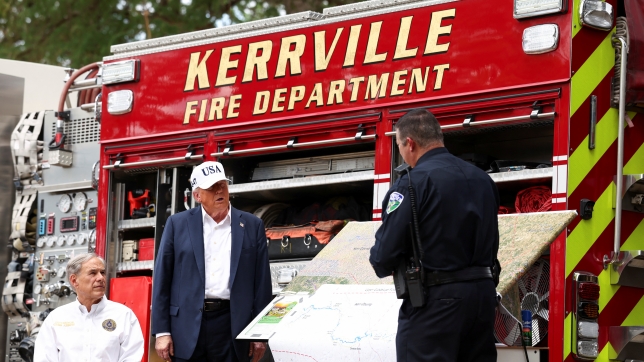 2025-07-11T181922Z_228596653_RC2HKFALGUF7_RTRMADP_3_USA-WEATHER-TEXAS-TRUMP