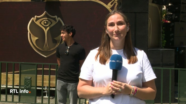 Amélie Schildt part à la rencontre des milliers de festivaliers qui ont fait le déplacement en Belgique pour assister à cet événement.