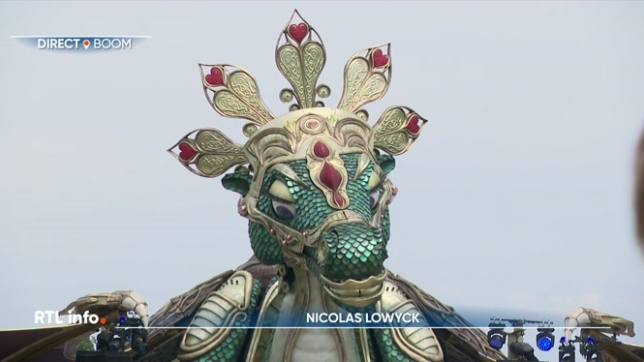 Le festival de musique électronique Tomorrowland a pu se dérouler presque normalement malgré l'incendie qui a ravagé sa grande scène. Après le soulagement des festivaliers hier après-midi en apprenant que le festival n’était pas annulé, le spectacle a semble-t-il dépassé toutes les espérances..