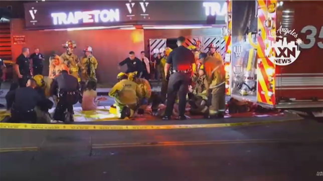 Une voiture a percuté une foule à East Hollywood, sur Santa Monica Boulevard. L’accident a fait plus de vingt blessés, dont certains grièvement touchés. Les circonstances restent encore à éclaircir.