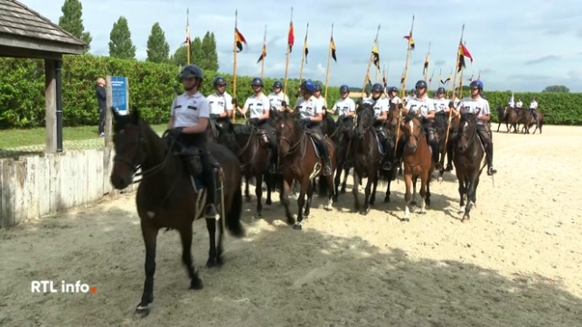 L'escorte royale, composée de 72 chevaux et cavaliers de la police fédérale, accompagnera le roi Philippe durant le 21 juillet. Ce matin, l'heure était au derniers préparatifs et aux dernières répétitions.