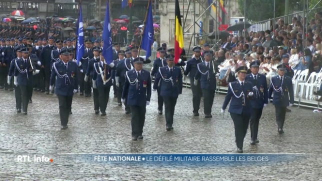 Le clou du spectacle ; le défilé militaire attire chaque année des milliers de spectateurs dans les rues de la Capitale.