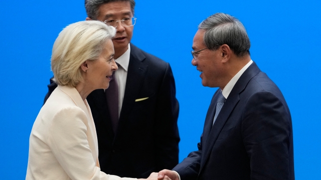 Avec le Premier ministre chinois Li Qiang.