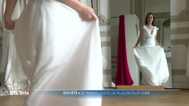 Il y en a plus de 46.000 mariages chaque année en Belgique mais célébrer l'amour représente un sacré budget, entre 10 et 30.000 euros en moyenne. Heureusement il existe des astuces pour faire baisser la facture comme par exemple se marier en automne ou en hiver.
