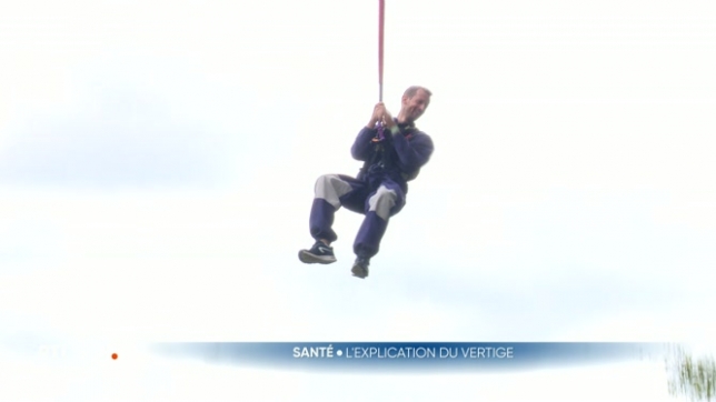 Le vertige touche de très nombreuses personnes, et peut provoquer un sentiment de panique face au vide. Pourquoi certaines personnes y sont-elles plus sensibles que d’autres ? Et que se passe-t-il exactement dans notre corps quand on se retrouve en hauteur ?