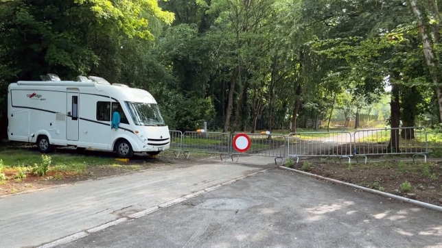 Le camping du Waux-Hall de Mons en partie inaccessible suite à un rapport des pompiers et une mise en demeure.