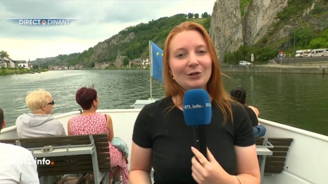 Comme chaque mercredi de l'été, RTL info vous fait découvrir les destinations et les activités de vacances appréciées par les Belges. A Dinant, on rejoint Roxane Josse qui a embarqué à bord d'un bateau de croisière pour une balade sur la Meuse.