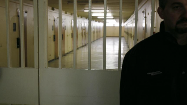 barreaux prison AFP.PNG