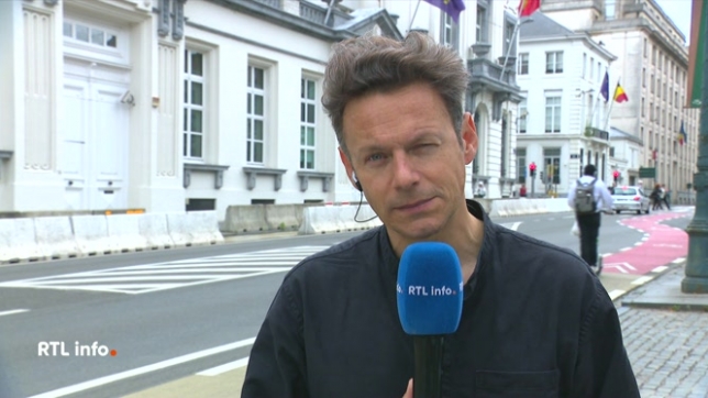 Loïc Parmentier, en direct dans le RTL Info 13h, fait le point sur la situation dans la bande de Gaza qui crée la discorde au sein du gouvernement belge. Les différents partis ne sont pas du tout d’accord sur la position à adopter par notre pays.
