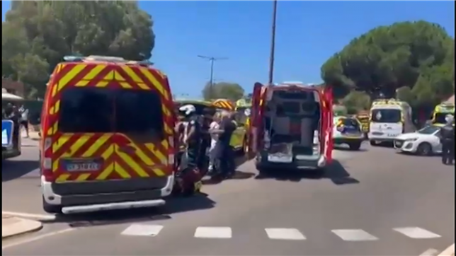 Le dernier wagon d'un petit train touristique s'est renversé jeudi à la mi-journée sur la route des Sanguinaires à Ajaccio, faisant 12 blessés dont quatre graves parmi lesquels un enfant, ont indiqué à l'AFP le procureur et la préfecture de Corse-du-Sud.