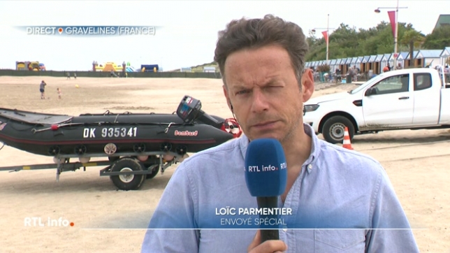 Loïc Parmentier, en direct de Gravelines, dans le Nord de la France, fait le point sur les recherches interrompues pour retrouver un enfant porté disparu depuis qu'une vague l'a emporté avec deux autres enfants qui ont pu regagner la plage.