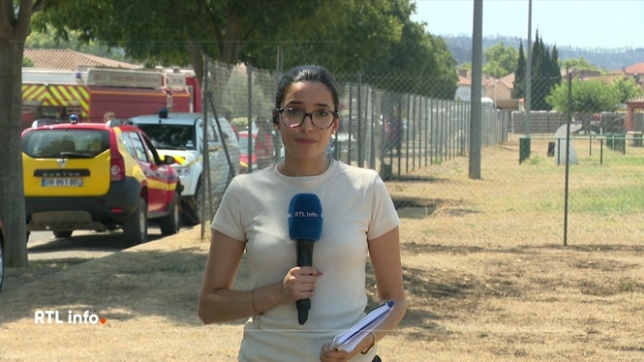 Marwa Sebbahi, en direct sur RTL Info 13h, fait le point sur le dispositif mis en place par les pompiers dans l'Aude pour maîtriser les flammes.