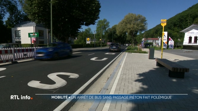 Les piétons qui traversent la chaussée pour un arrêt de bus à proximité de l'avenue Reine Astrid à Spa sont inquiets pour leur sécurité à cause de l'absence de passage protégé.