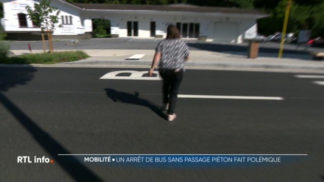 Les piétons qui traversent la chaussée pour un arrêt de bus à proximité de l'avenue Reine Astrid à Spa sont inquiets pour leur sécurité à cause de l'absence de passage protégé.