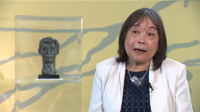 Avec un million d’exemplaires vendus par an, « Le Lotus Bleu » est l’un des albums de Tintin qui se vend le plus aujourd’hui dans le monde. L’album raconte les aventures de Tintin en Chine et l’histoire d’une amitié avec Tchang, un personnage qui a réellement existé. RTL info a eu le privilège de rencontrer la fille de Tchang au musée Hergé, Zhang Yifei.