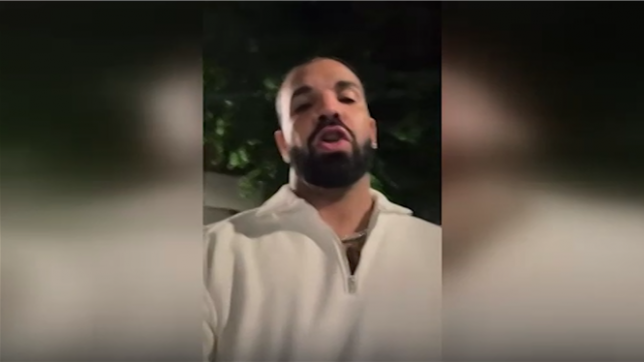 Drake se promène en mode incognito dans les rues de Bruxelles